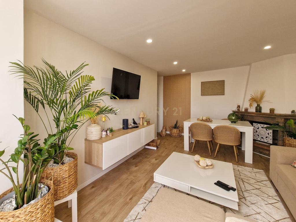 Excelente apartamento de 4 assoalhadas RENOVADO recentemente, com amplitude de todas as suas divisões - 113m2. - Image 4