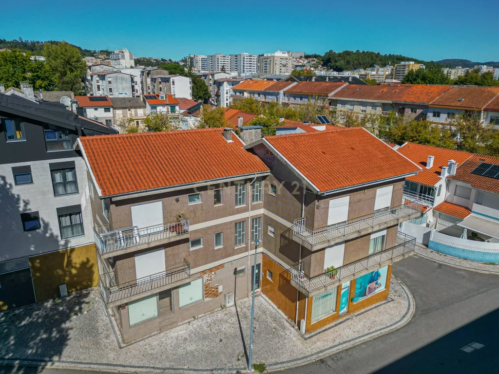 Apartamento T2 Braga - Image 24