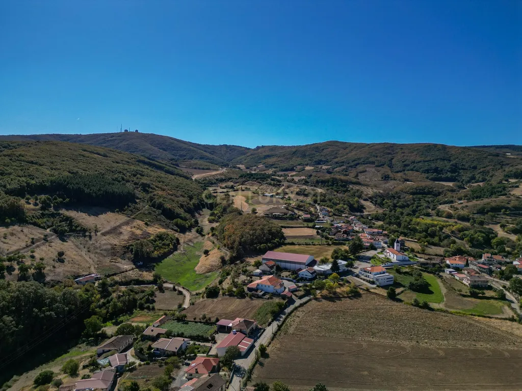 Espetacular Moradia em Rebordãos, Bragança - 8 Quartos - Image 28