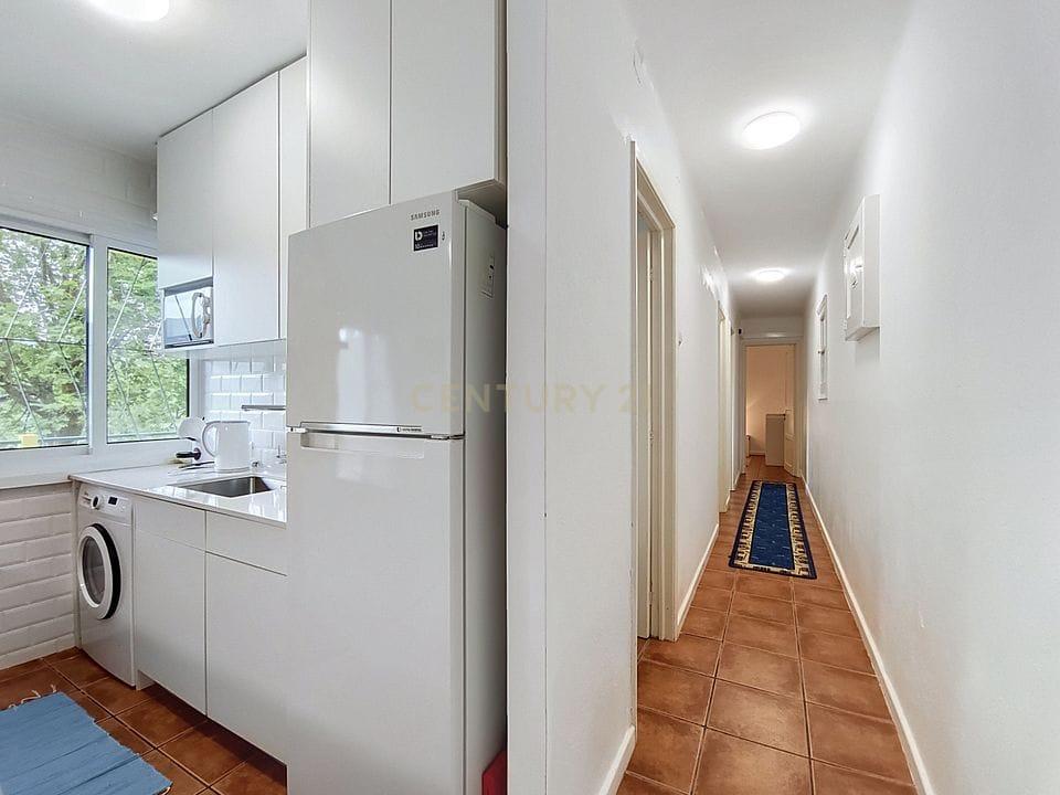 Moradia T2 com Vista Panorâmica sobre as Furnas | Excelente Oportunidade de Investimento - Image 10