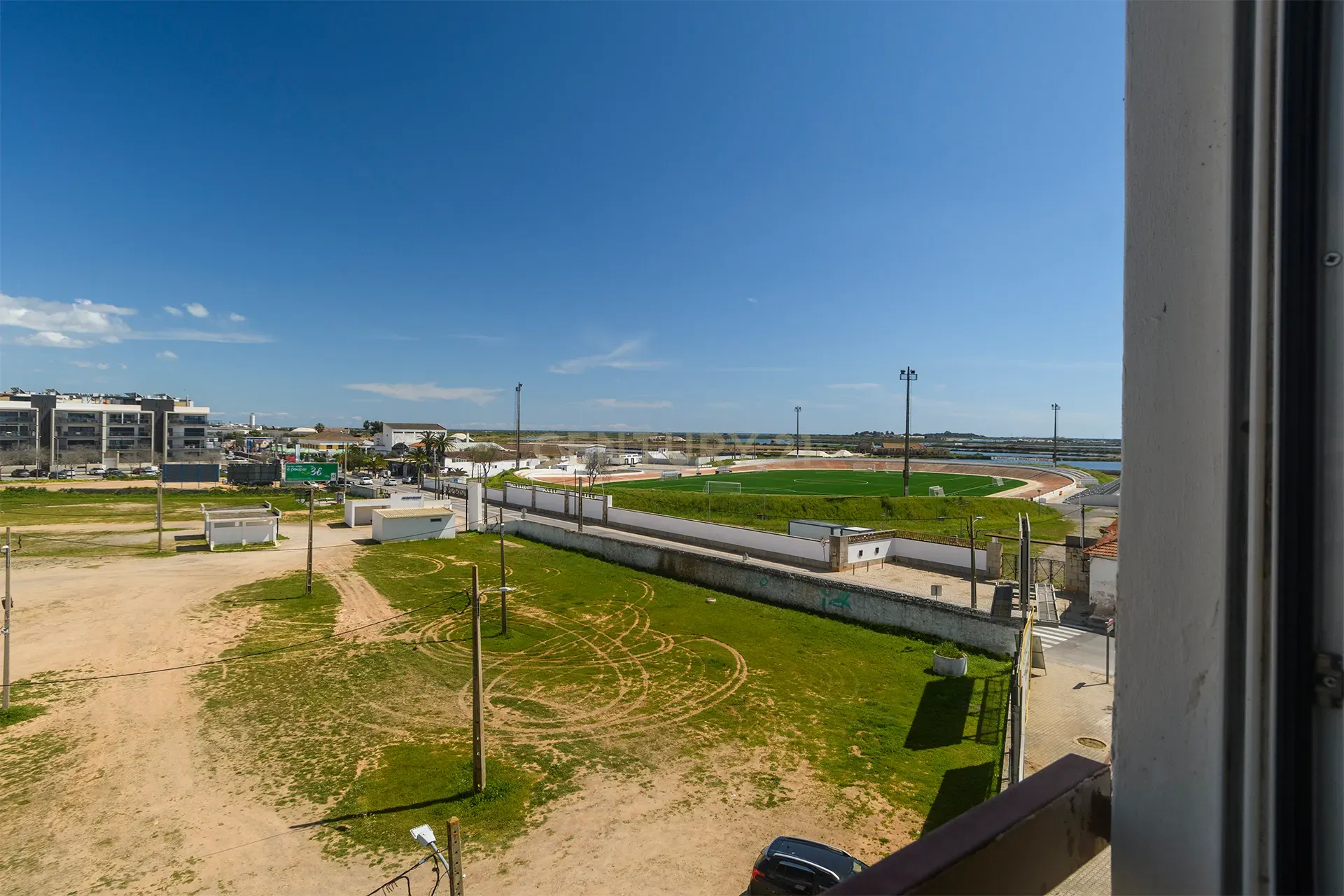 Apartamento T3 para Arrendamento no Coração de Tavira - Image 16