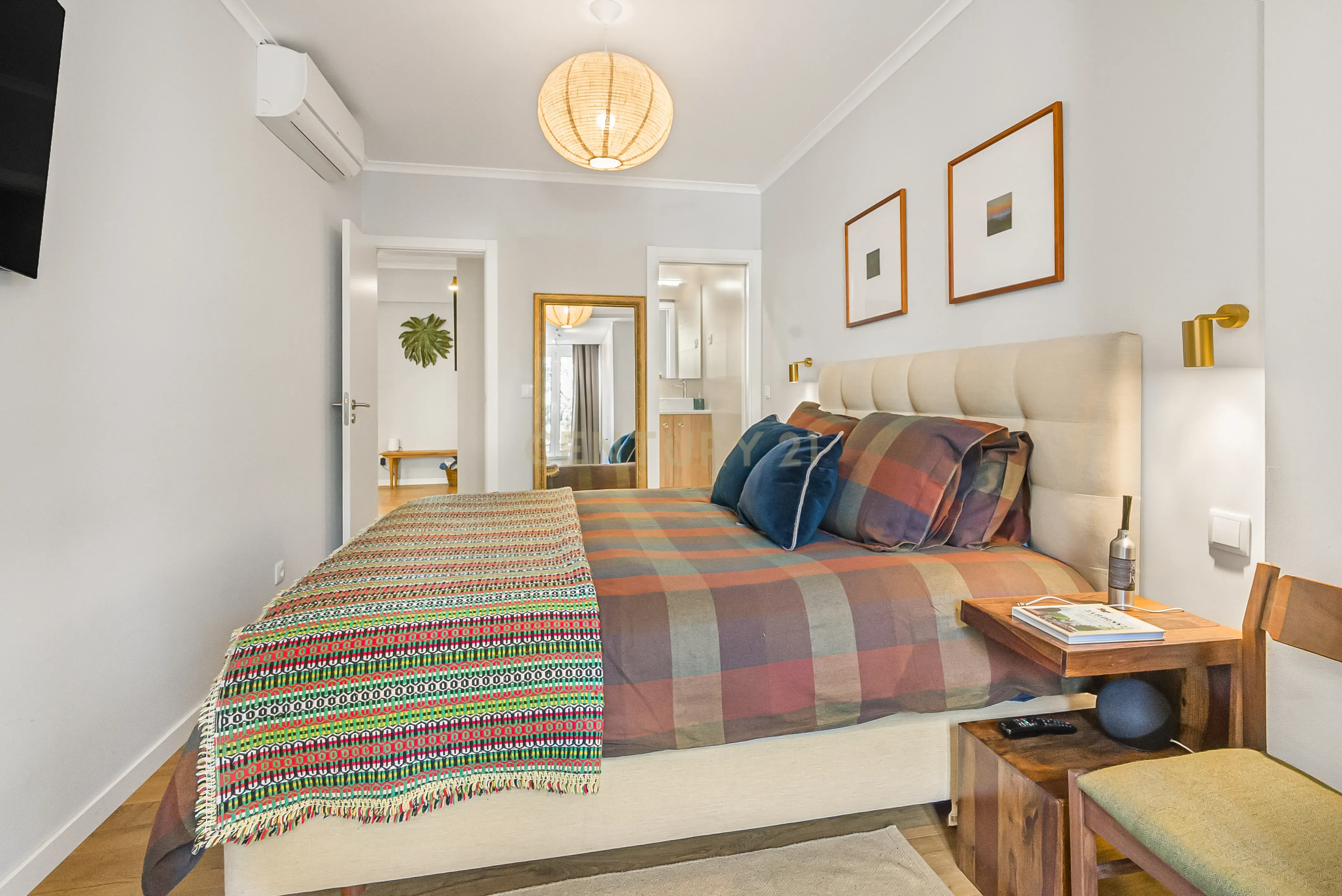 Apartamento T3 convertido em T2 totalmente renovado - Cova da Piedade ( frente à Estação) - Image 17