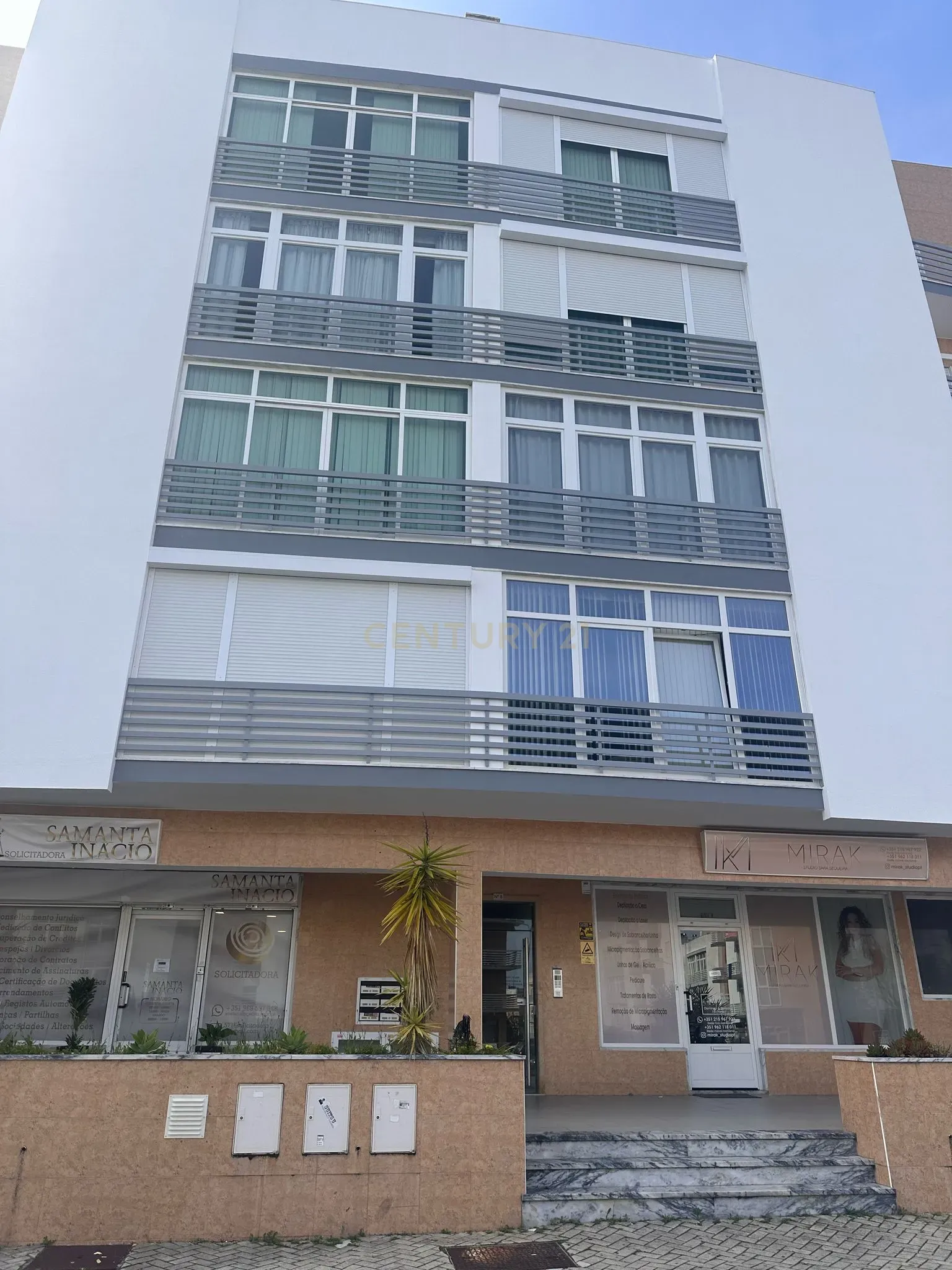 Apartamento T3 em Vialonga, com Garagem e Elevador - Image 25