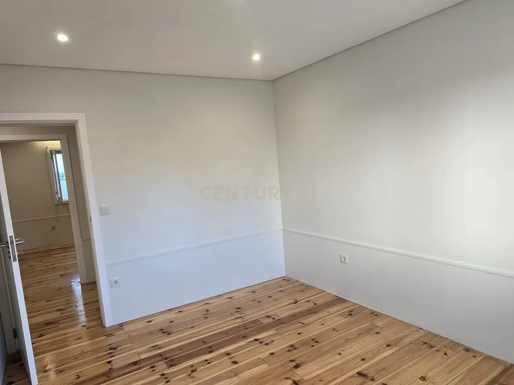 Apartamento T3 | Rés do Chão | Rio Tinto - Image 12