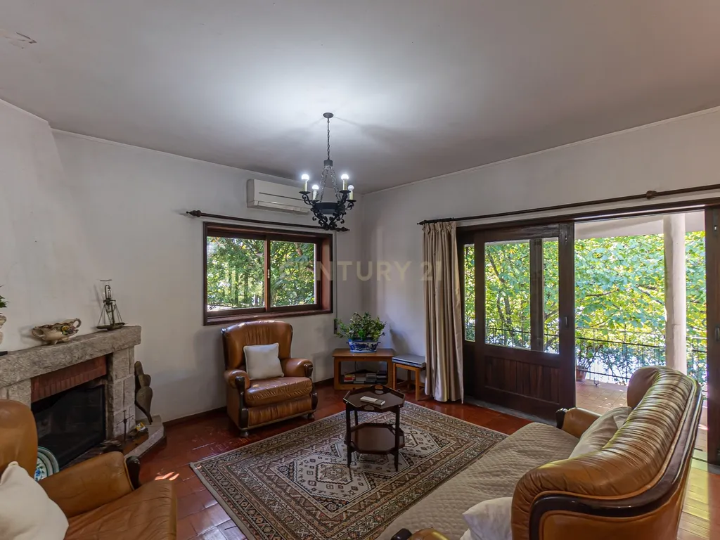 Moradia Térrea V3 na primeira linha dos Rios Douro e Tâmega com amplo jardim e garagem - Image 13