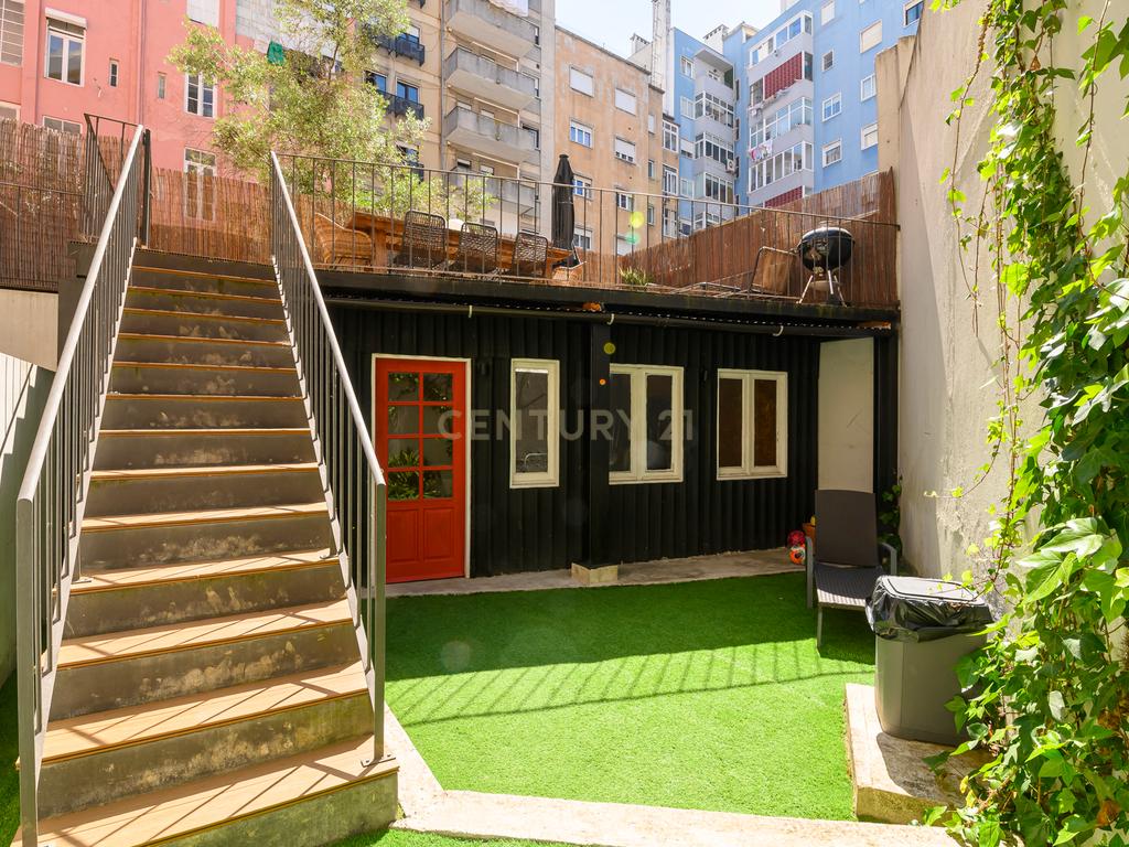 Moderno T3 com Terraço em Avenidas Novas, Lisboa - Image 39