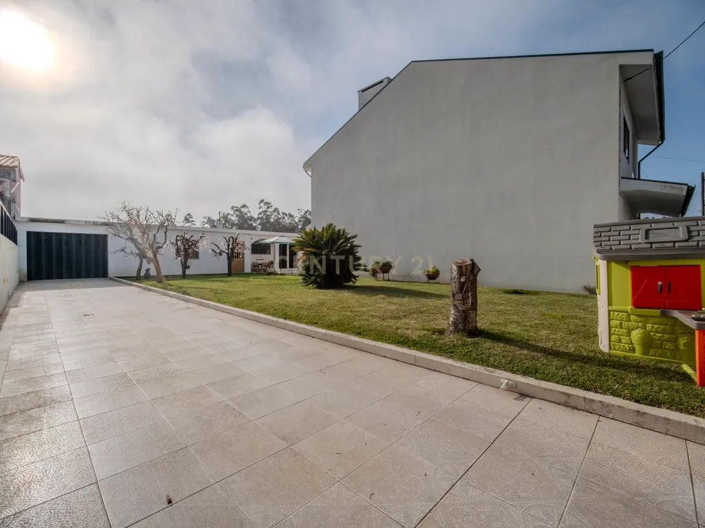 Terreno com Projeto Aprovado em Lavra, Matosinhos - Image 9