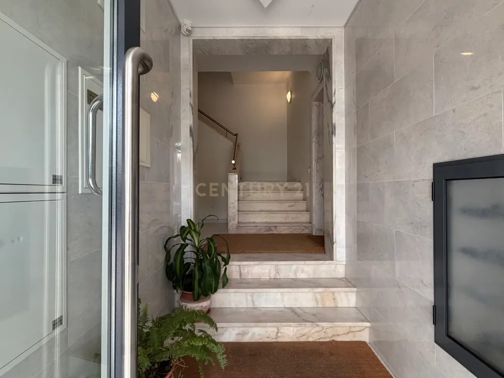 Apartamento T3 com Duas Varandas e Arrecadação, no Pinhal Novo - Image 30