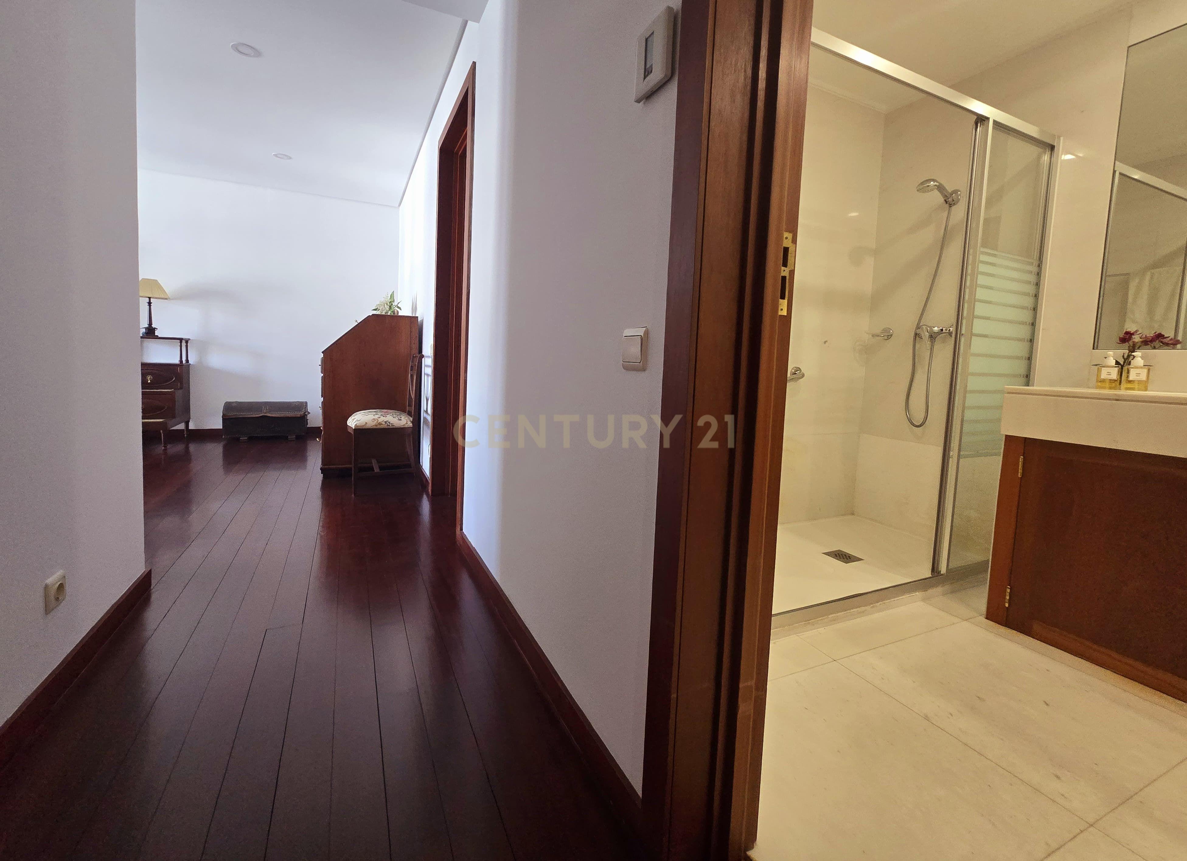 Apartamento T3 no centro da cidade de Guimarães - Image 10