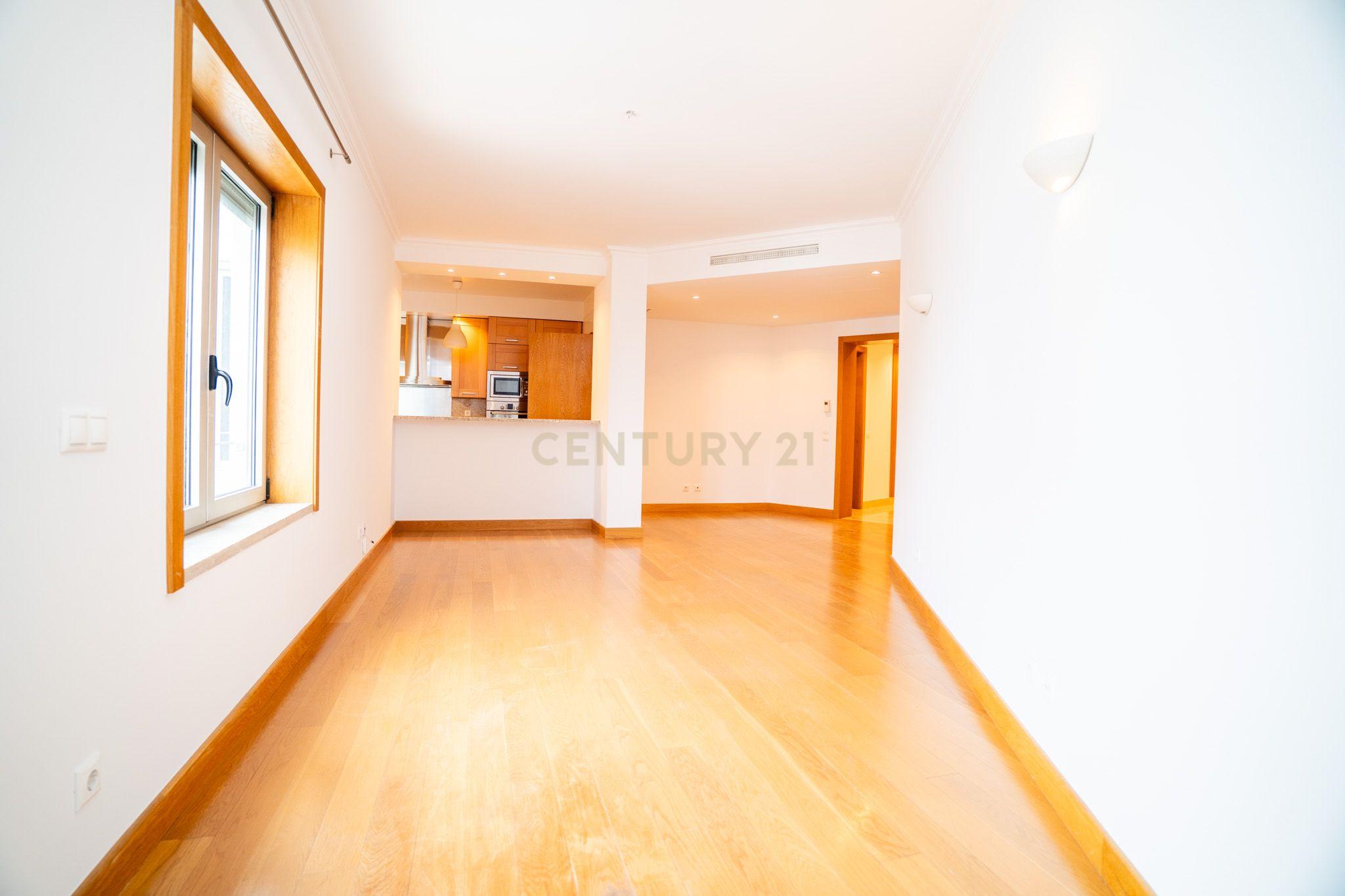 Fotografia 4 de Apartamento T1 no Edifício ECRA com Lugar de Estacionamento