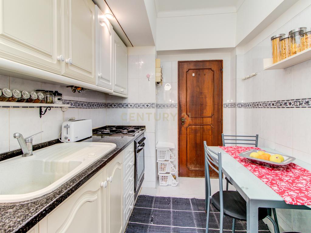 Apartamento T2 Monte Abraão  - Image 17