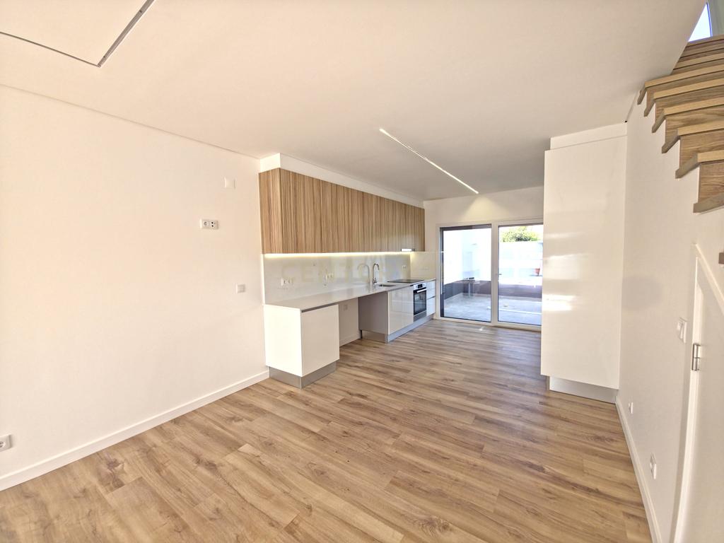 Moradia Nova T4 - Lourinhã - Image 8