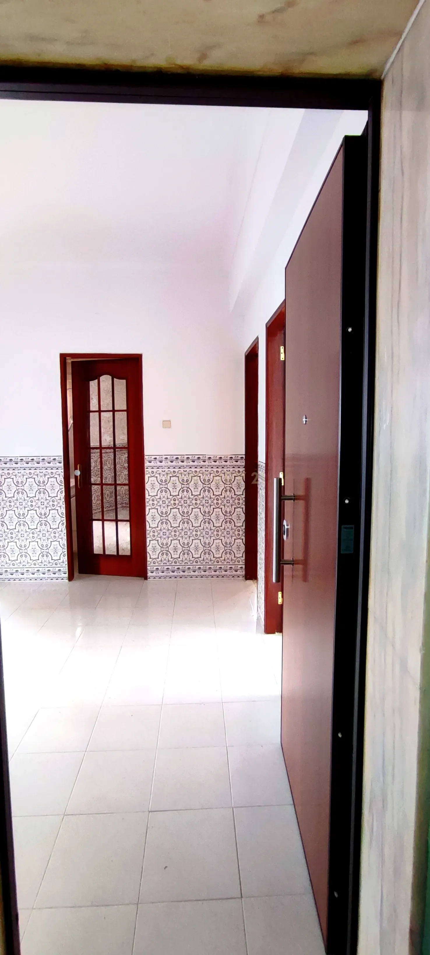 Apartamento T2 Centro Barreiro - Image 1