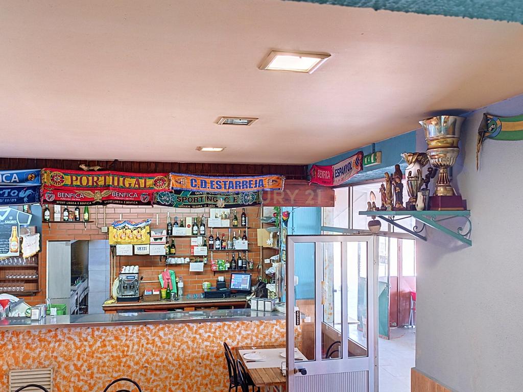 Trespasse de Snack-Bar em Santiais, Estarreja - Image 12