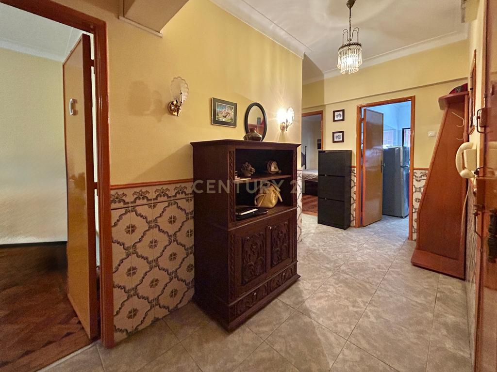 Apartamento T3 na avenida principal de Corroios - Oportunidade Única! - Image 7