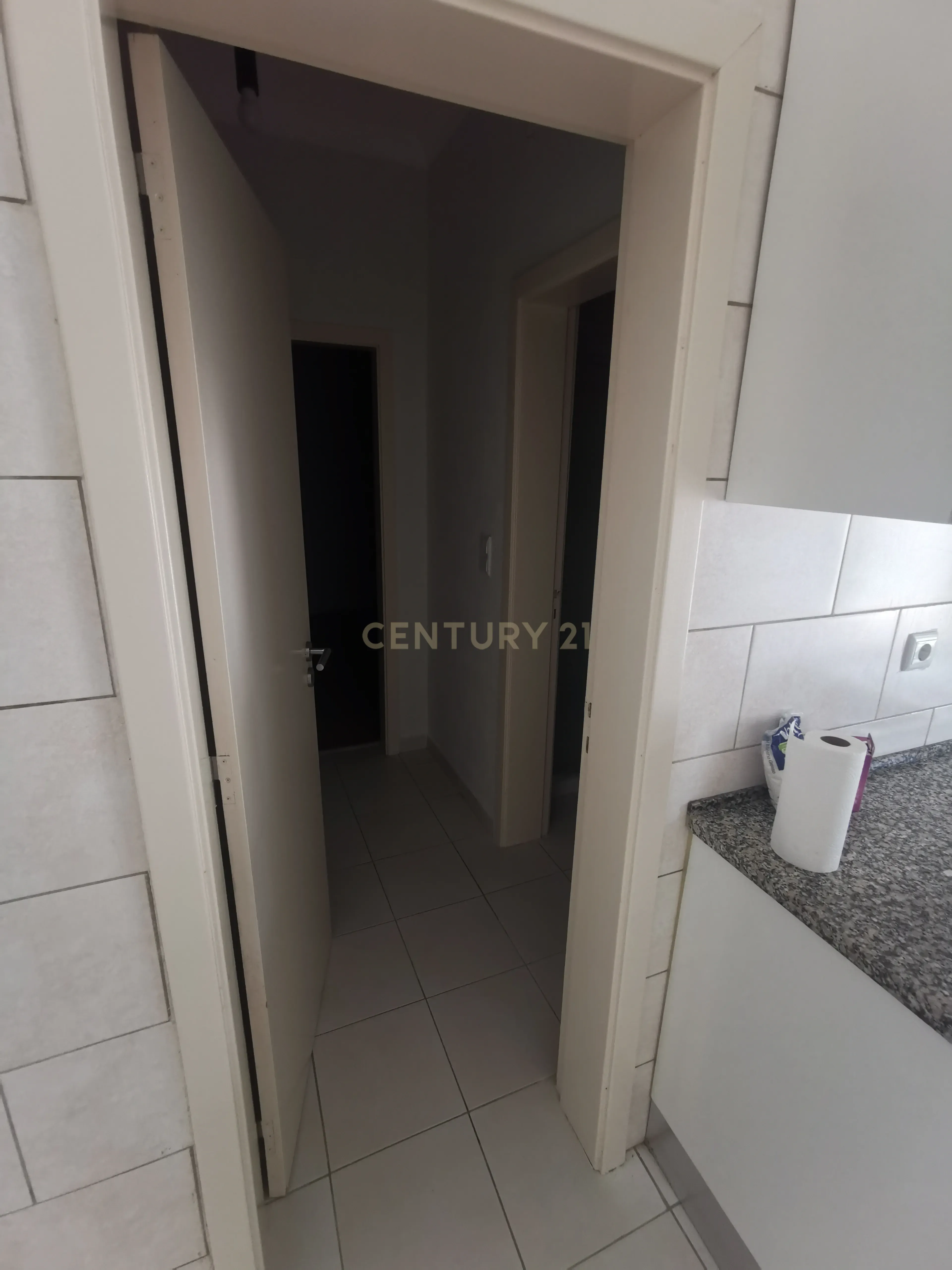 Fotografia 6 de Apartamento T1 R/C com quintal - Charneca da Caparica