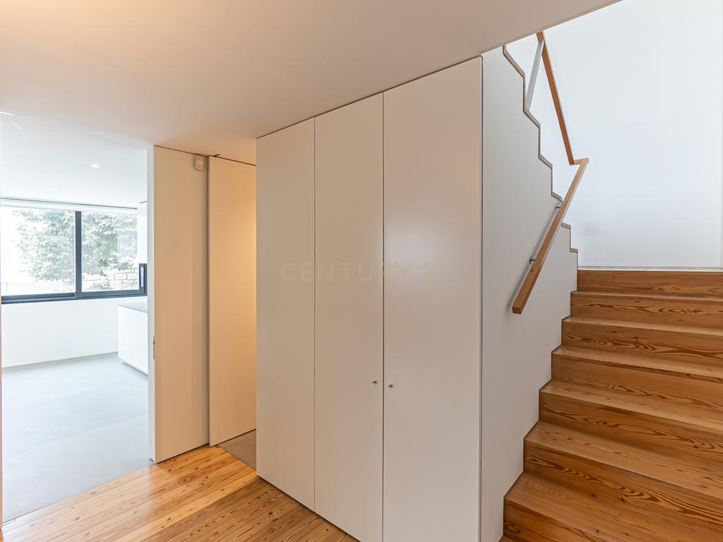 Apartamento T2 com 149 m2 - Centro Histórico de Matosinhos - Image 19