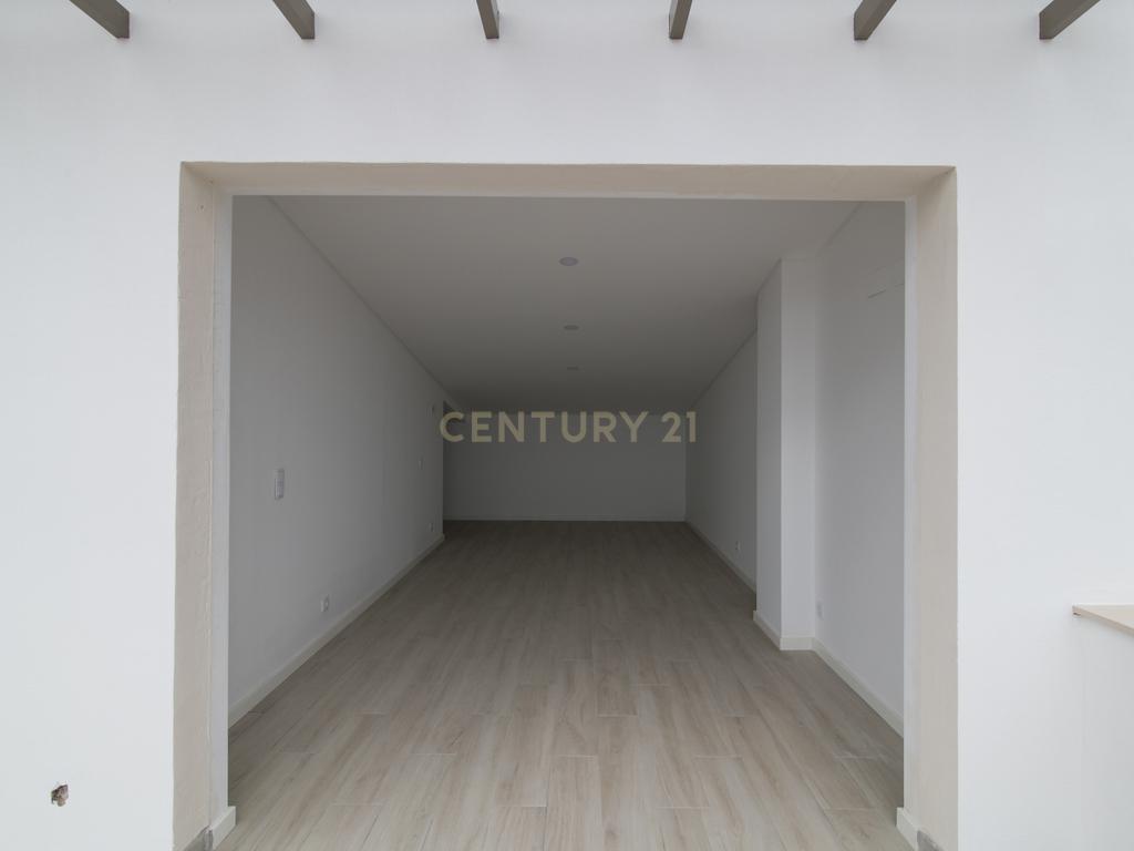 Condomínio Villas d’Ouro – Exclusividade e Conforto no Coração de Sesimbra - Image 5