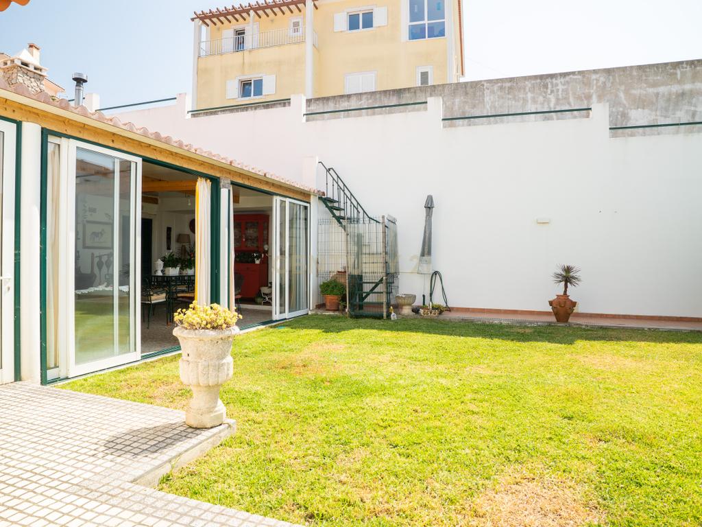 🏡 Moradia T5 como nova na Encarnação – Tranquilidade e vista desafogada! - Image 21