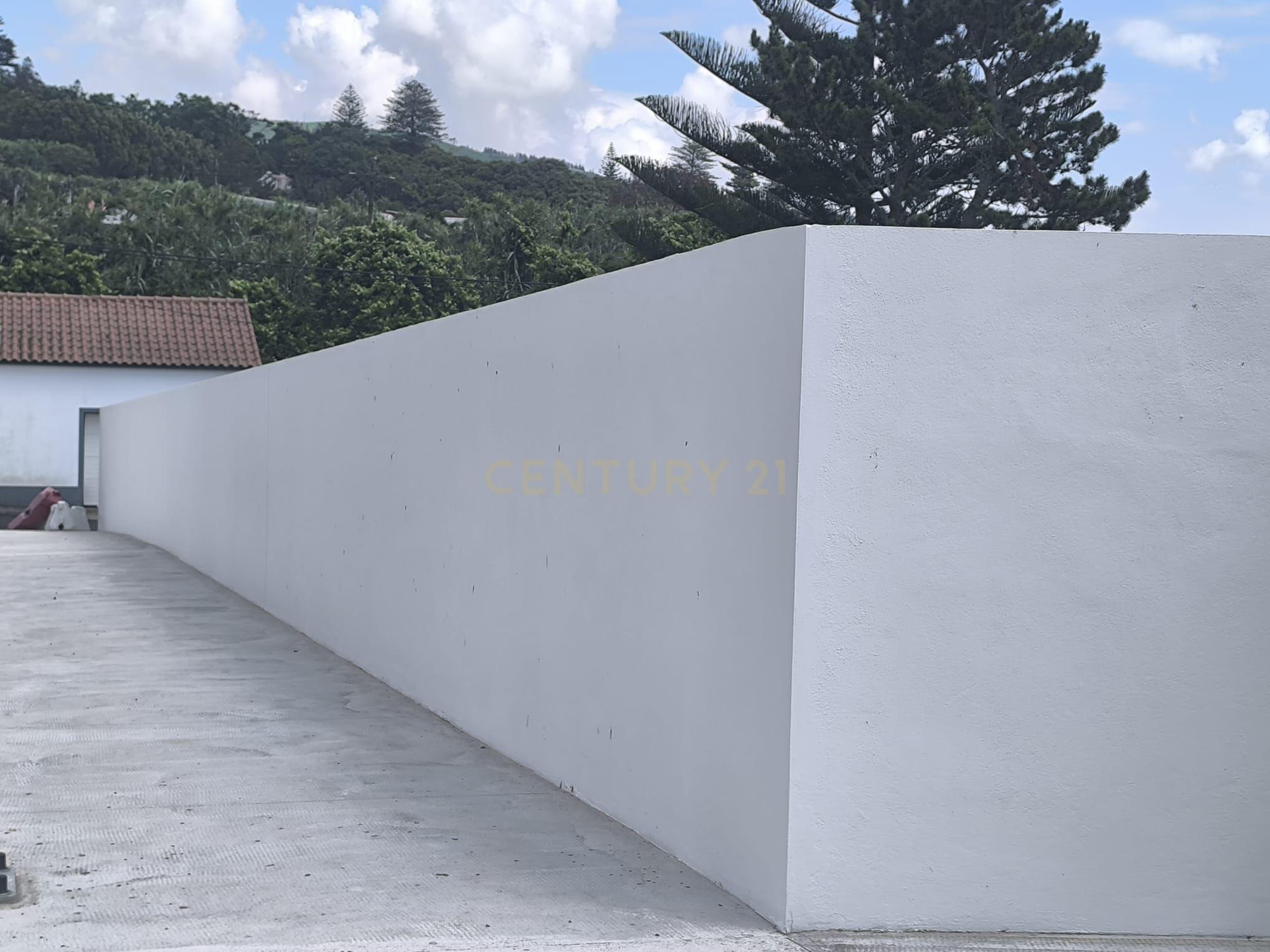 Fotografia 8 de LOTE COM RUÍNA, VISTA MAR E ESPAÇO PARA CRIAR A SUA CASA DE SONHO!