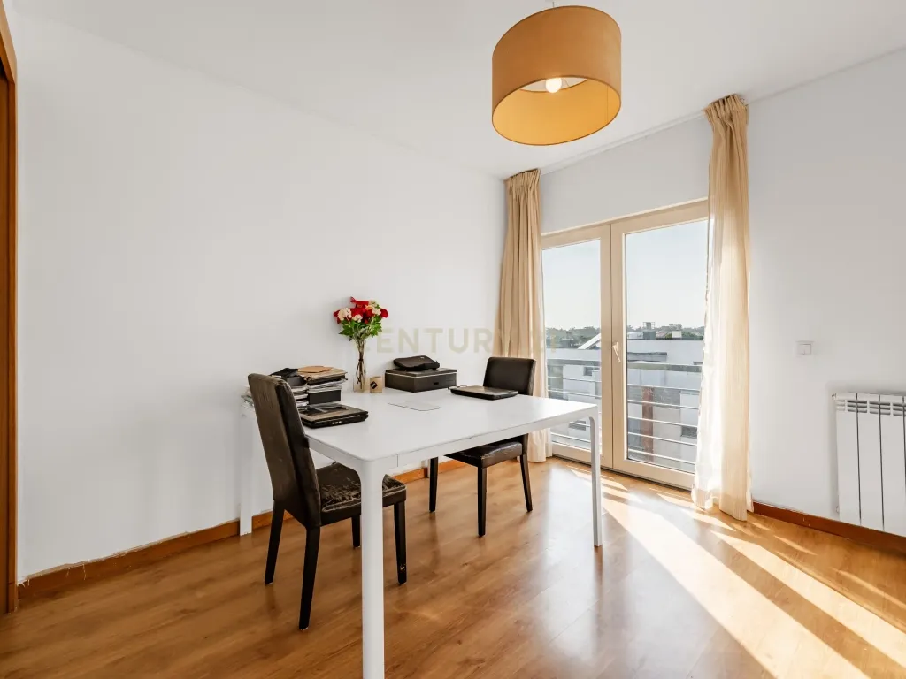 T3 Exclusivo com 161 m², Vista Mar e Potencial para Duplex | Quinta de Santa Teresa - Image 26