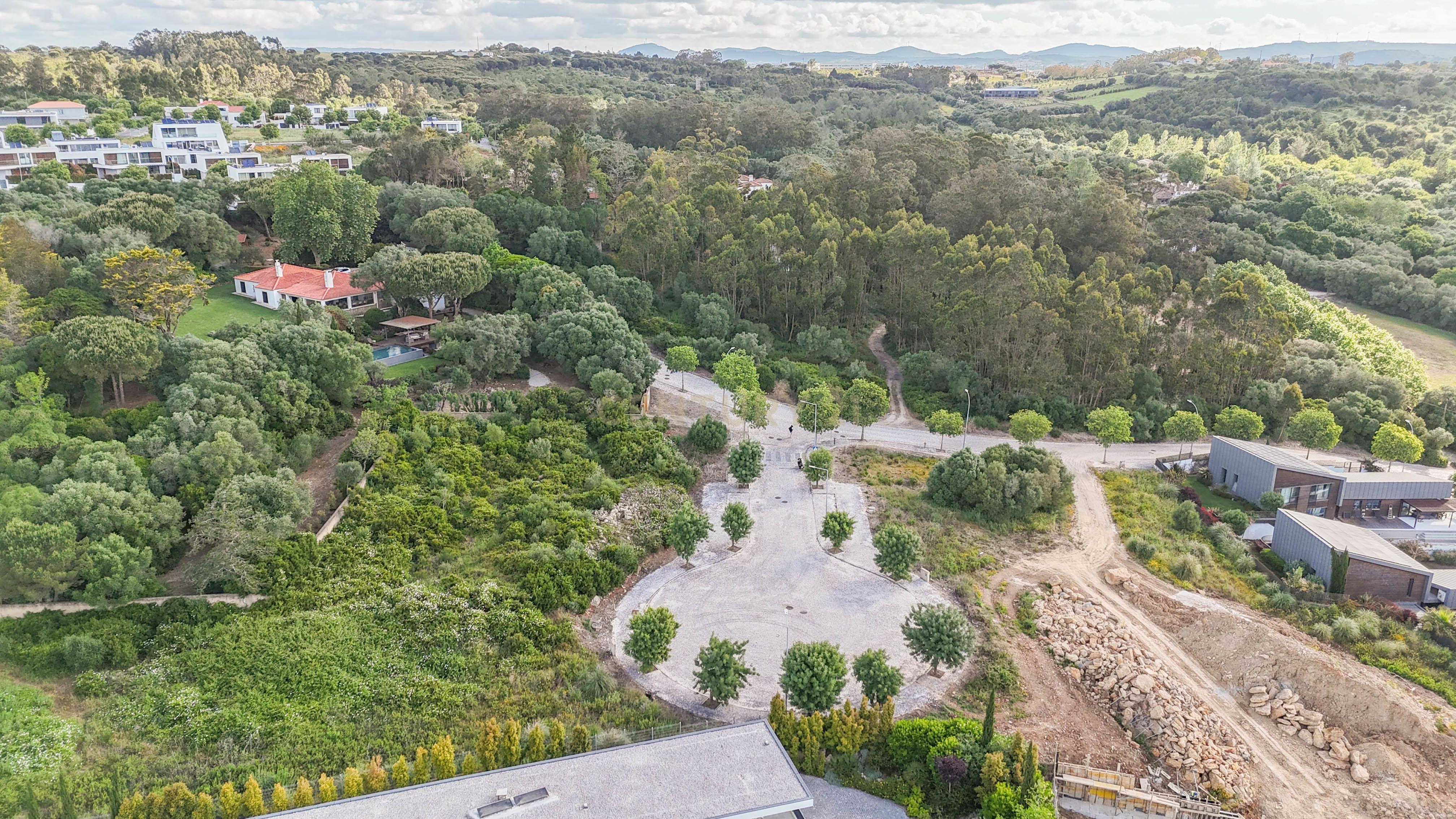 Fotografia 4 de Lote de Terreno para Construção de Moradia de Luxo | Lourel, Sintra | 1.106 m²