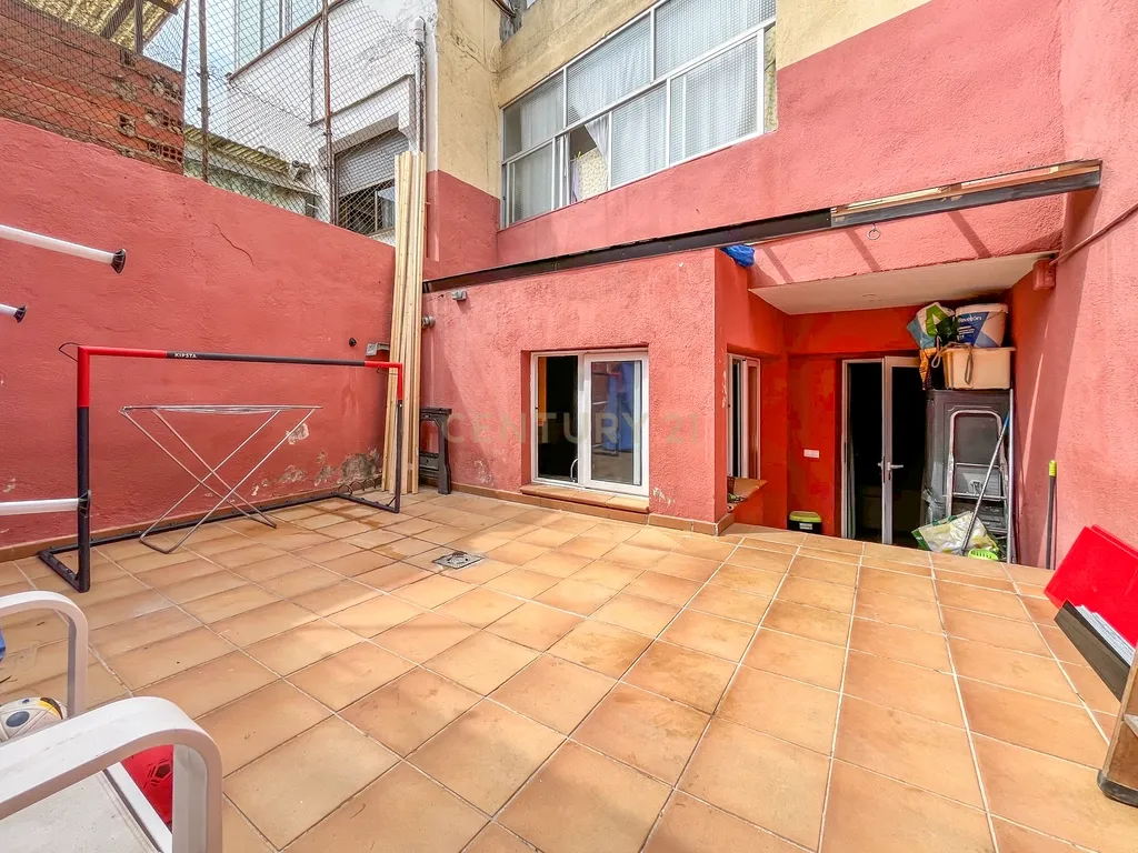 Apartamento T2 com Terraço em Mataró, Barcelona - Image 27