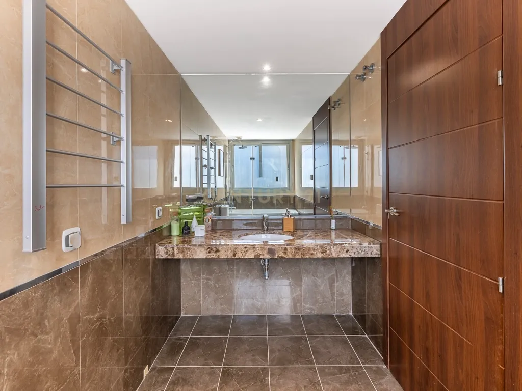 Exclusivo triplex de luxo com solário e jacuzzi em La Cala de Mijas - Image 31