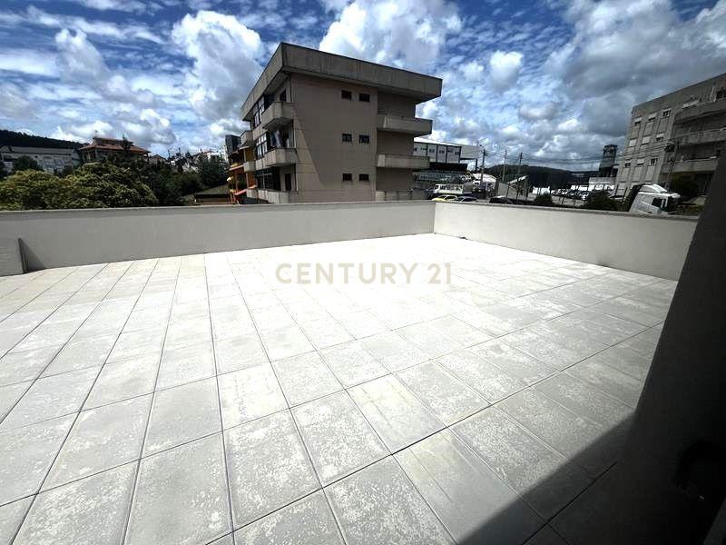 T3 recuado em Sobrado - Image 26