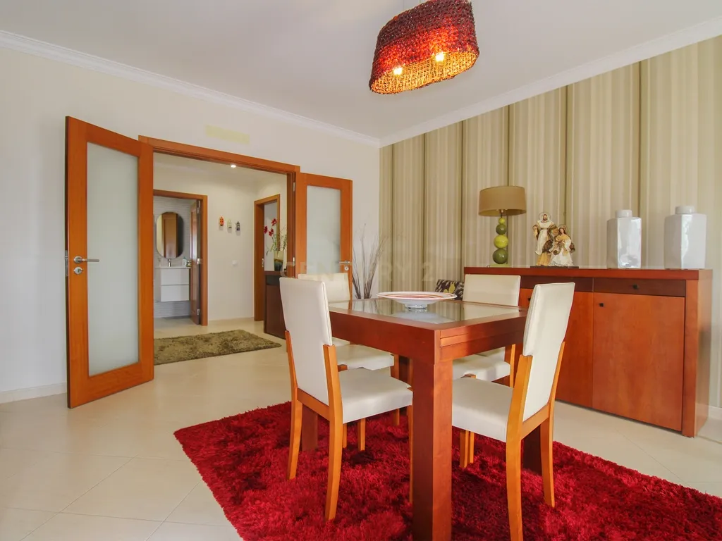 Apartamento T3 centro Palmela - Image 6