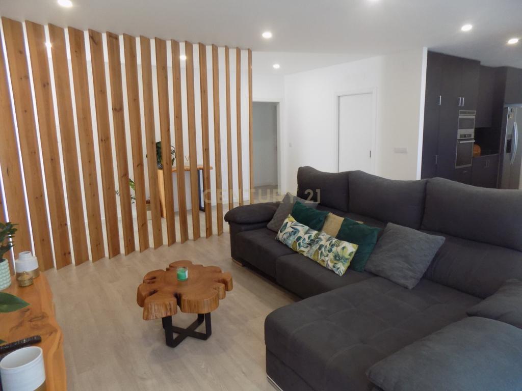 Fantástica  Moradia T3 em Torres Vedras com Jardim e Terraço - Image 5