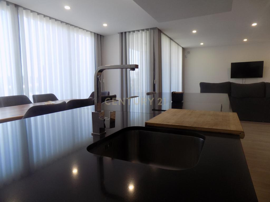 Fantástica  Moradia T3 em Torres Vedras com Jardim e Terraço - Image 10