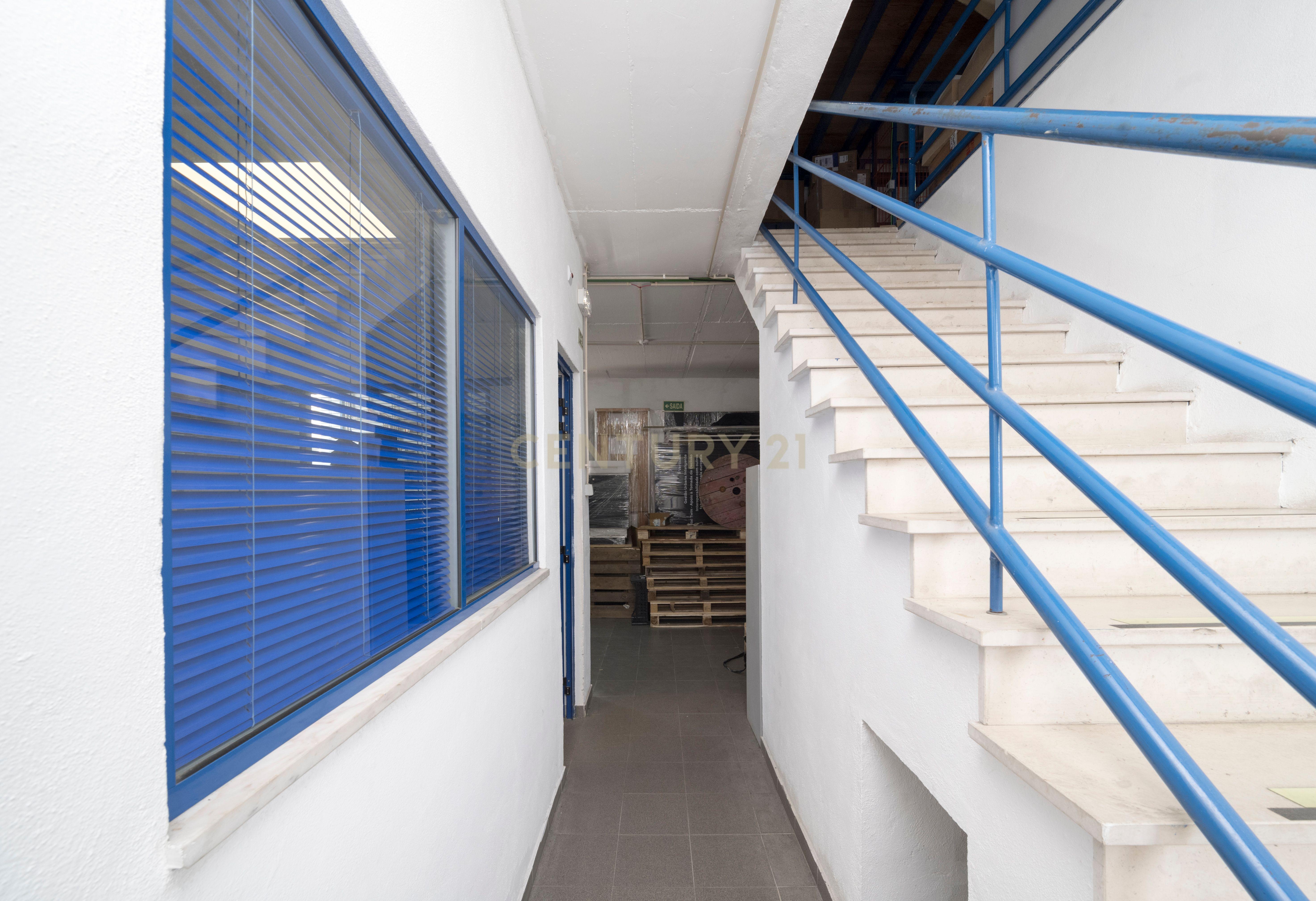 Fotografia 12 de Armazém com 360 m2