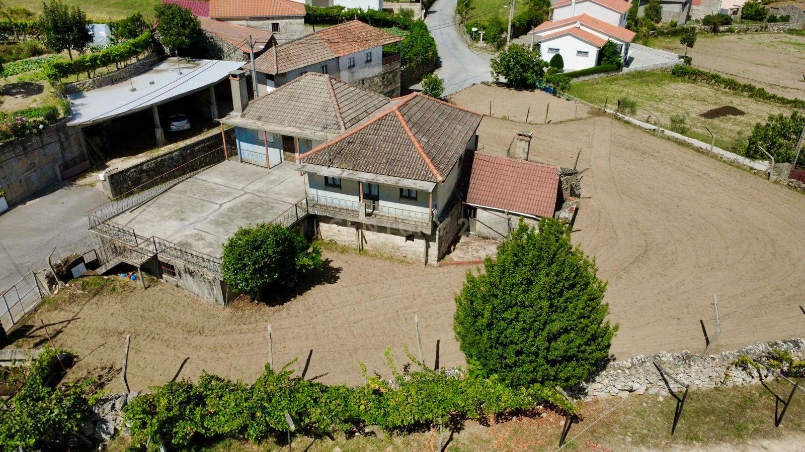 Moradia T4 à venda em Carregal, Sernancelhe — foto 2