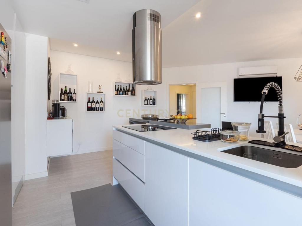 Apartamento T3 de Luxo no Coração de Lisboa - Alameda D. Afonso Henriques - Image 5