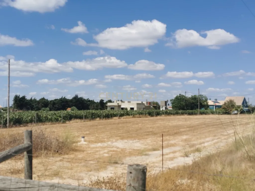 Terreno com projeto aprovado em Palmela com Vista Panorâmica - Lau - Image 2
