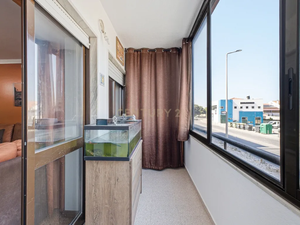 Apartamento T2 c/ Elevador | Fidalguinhos – Barreiro - Image 25