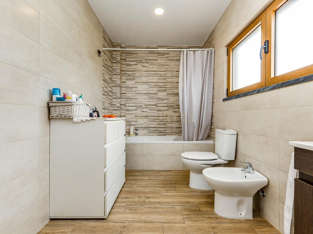 Moradia T4 Isolada Duplex com Box em Adroana, Alcabideche - Image 26