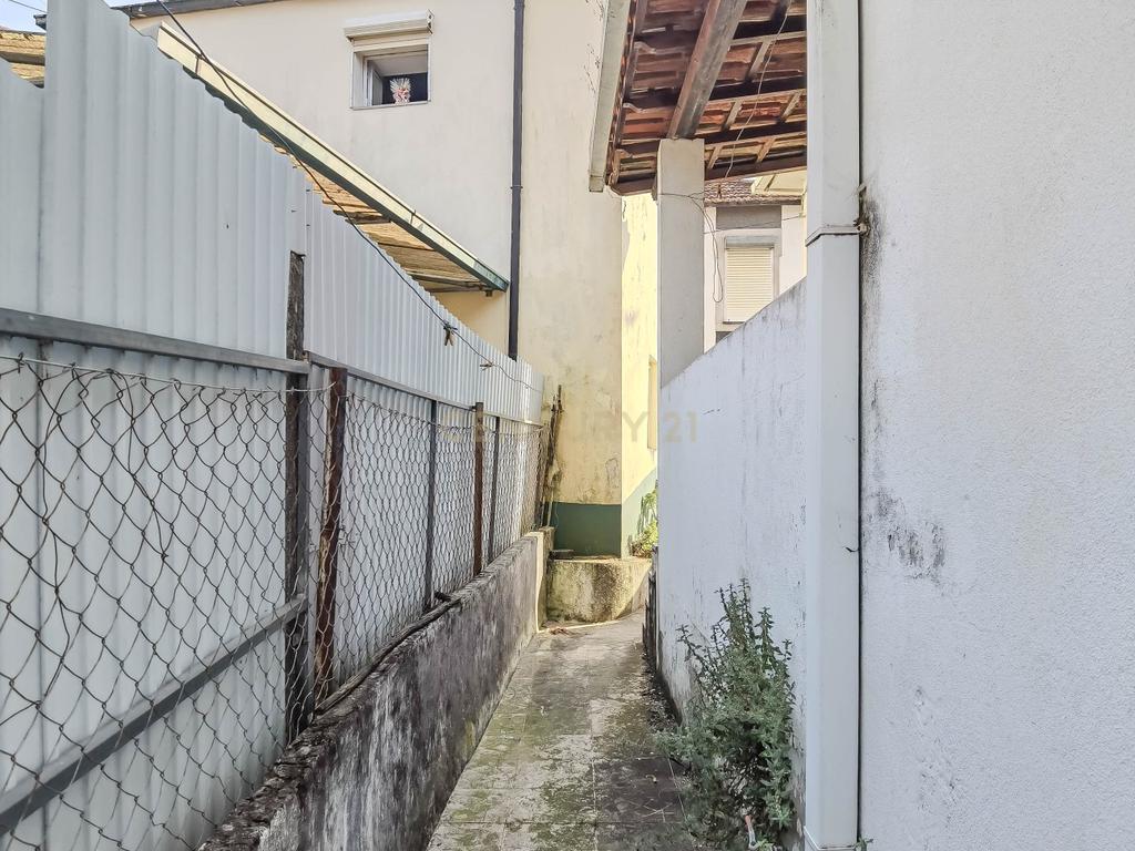 Moradia T2, térrea - Oliveira de Douro, Vila Nova de Gaia - Image 17