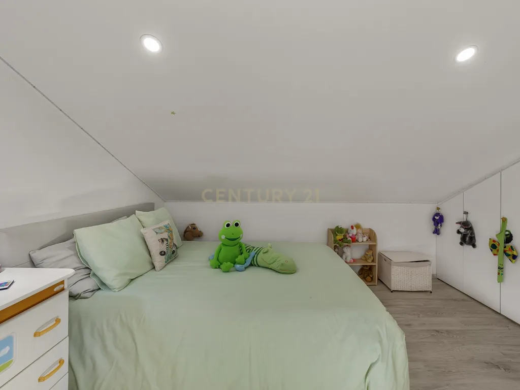 Moradia T3 isolada com garagem, Quinta do Conde - Image 37