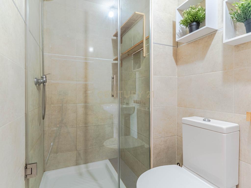 Apartamento T2 com Terraço em Granada, Andalucía - Image 38