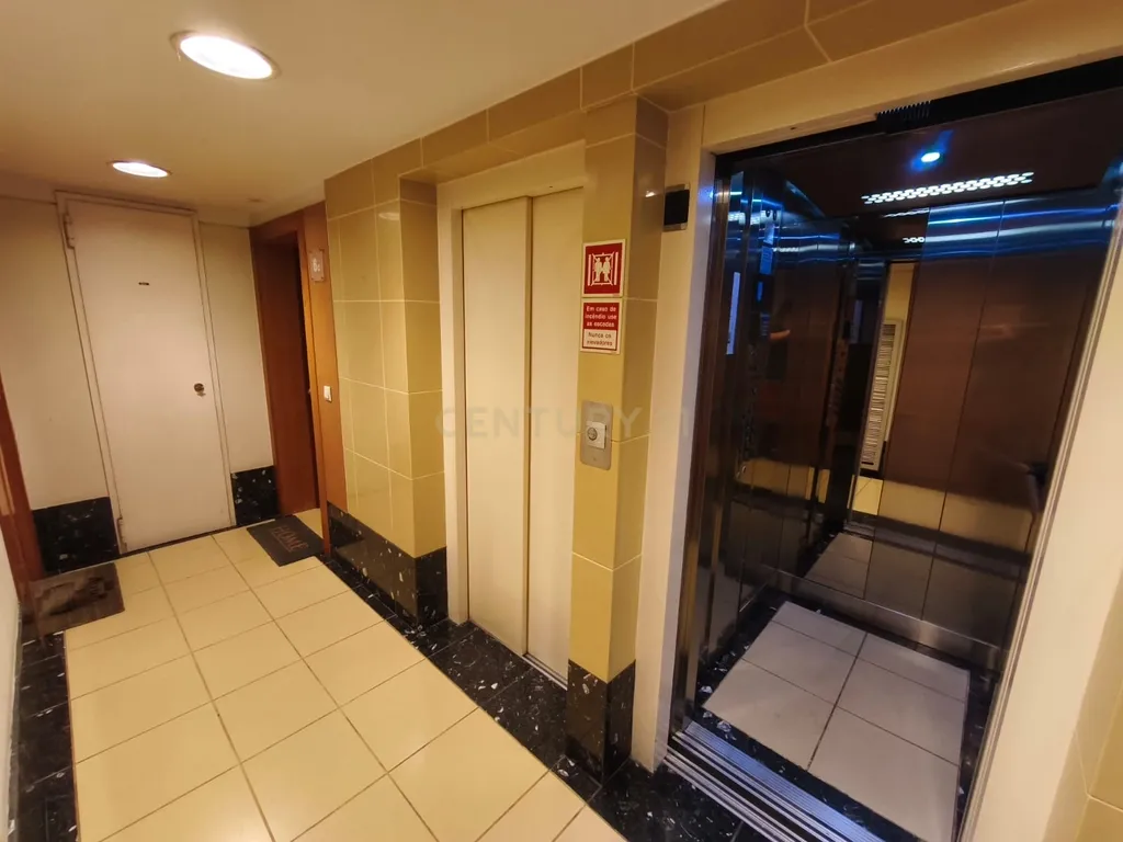 T1 com Garagem e Arrecadação no Condomínio São Gonçalo – Alta de Lisboa - Image 19