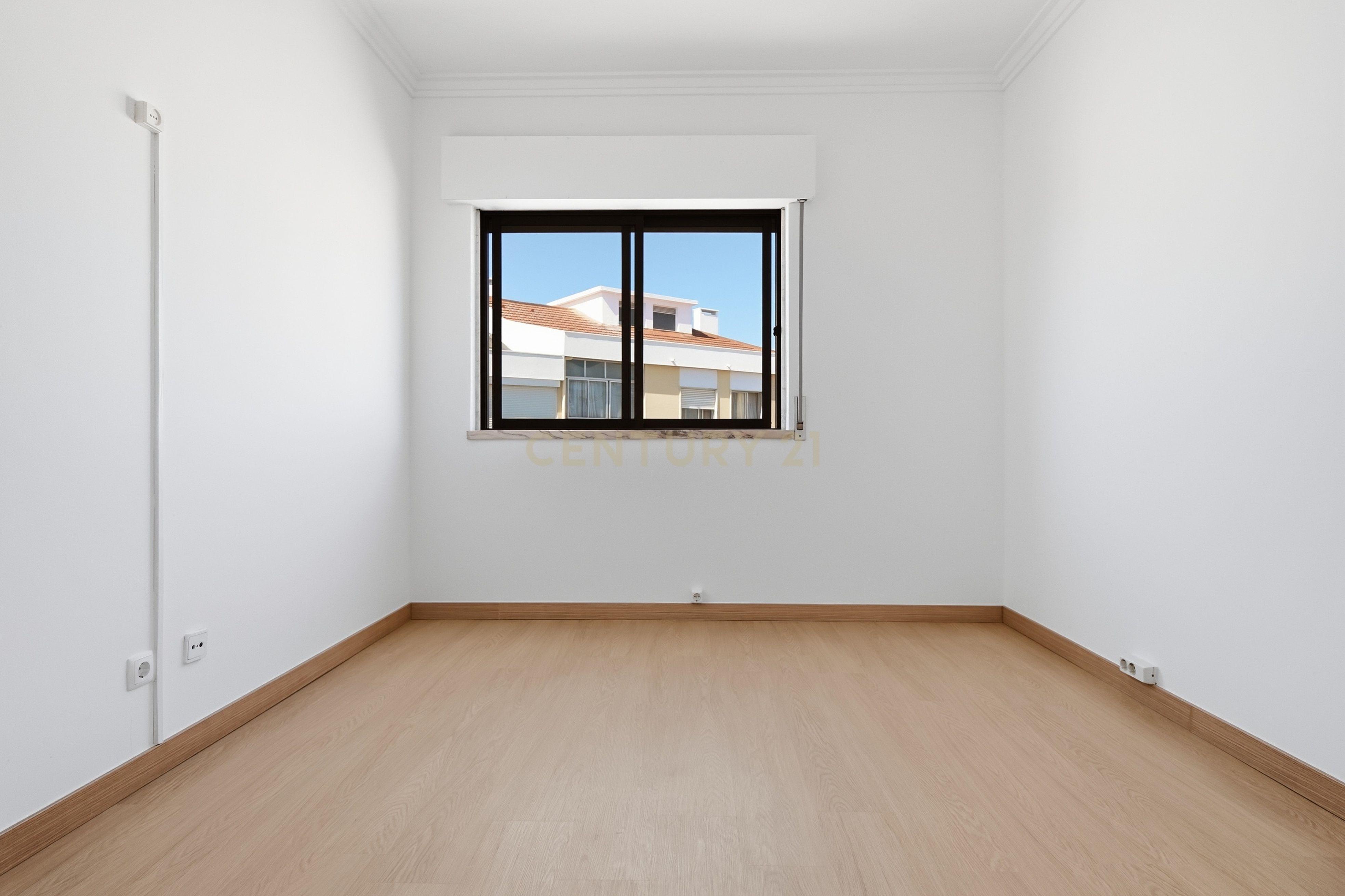 Fotografia 8 de Apartamento T4 para arrendamento - 1800€