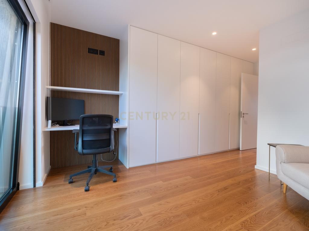 Apartamento T2 Funchal - Escolha certa entre viver ou investir! - Image 23
