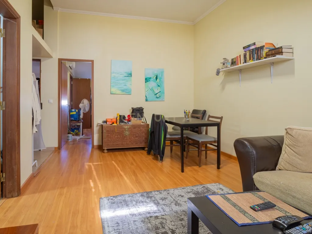 Apartamento Remodelado em Corroios, Seixal T3 + 3, garagem e Terraço - Image 41
