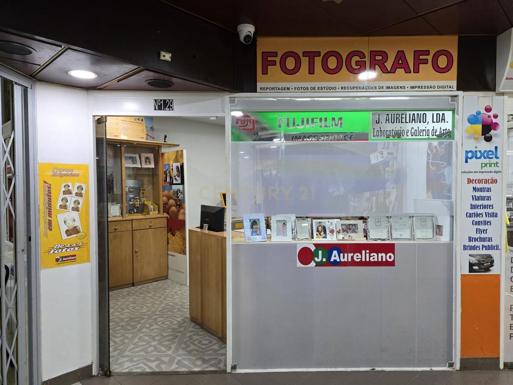 Loja com 48m² no Shopping Cacém – Oportunidade Versátil de Negócio - Image 4