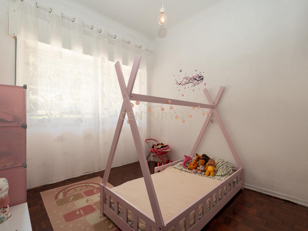 ** APARTAMENTO T2 NA AMADORA, PERTO DO METRO E DO COMBOIO ** - Image 9