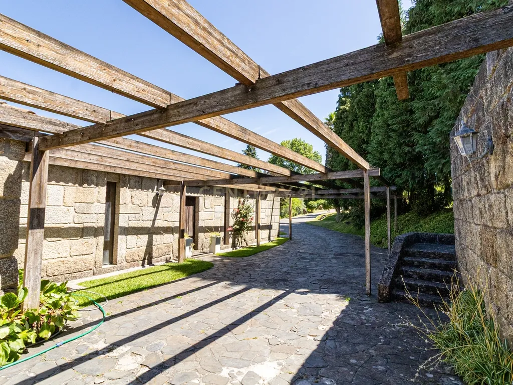 Casa das Azenhas – Charme e Exclusividade à Beira do Rio Cávado - Image 7