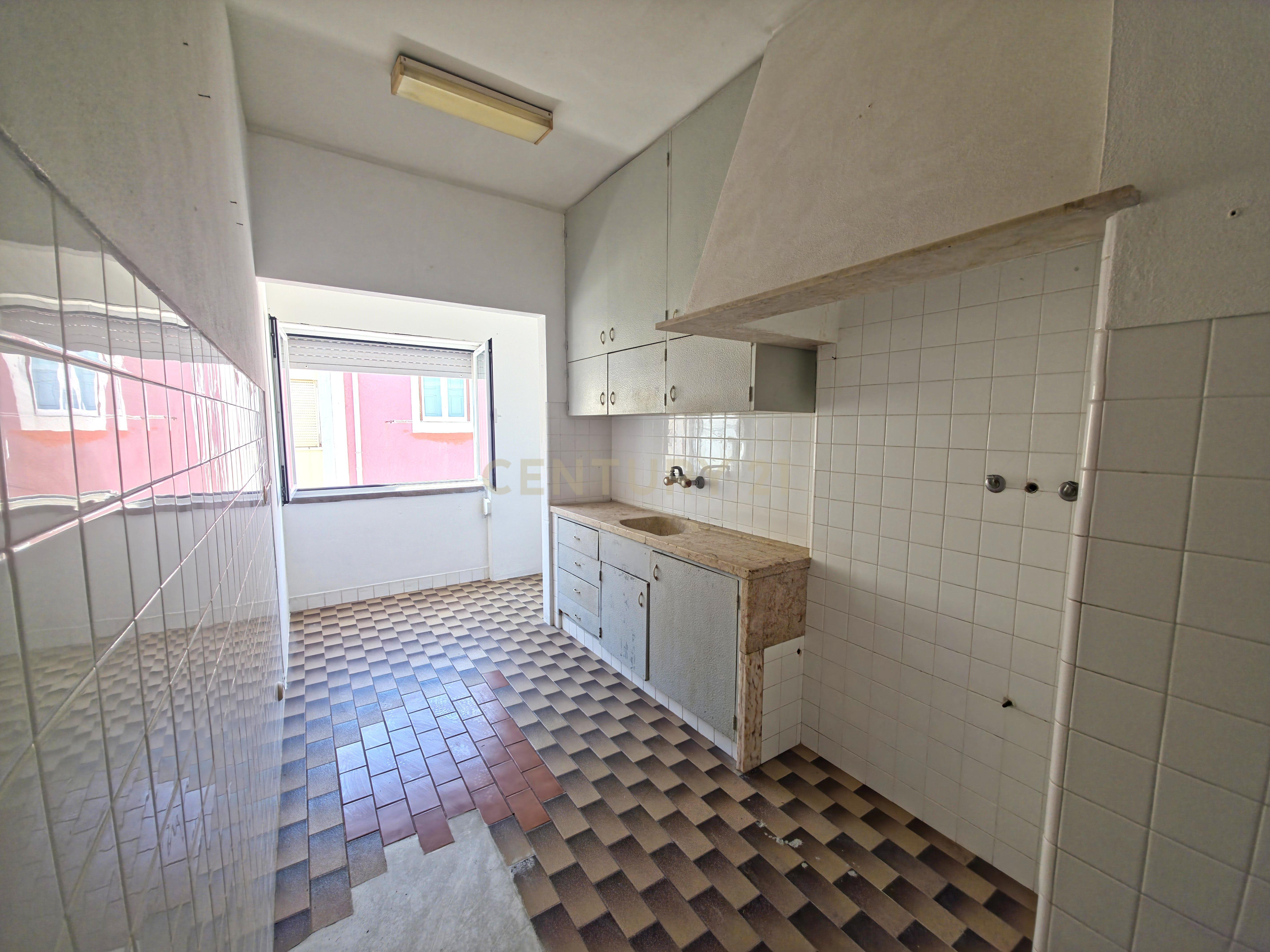 Apartamento T2 no Centro de Peniche - Image 6