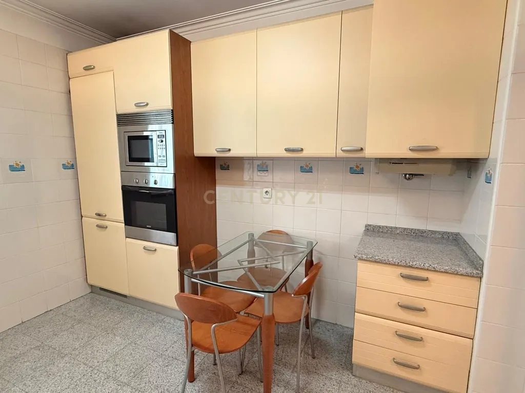 T1 espaçoso, na zona mais nobre de Telheiras, em Lisboa - Image 14